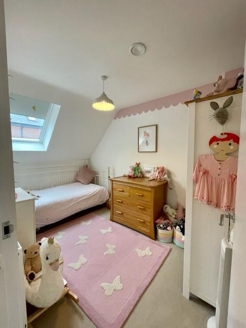 Bedroom (2).jpg