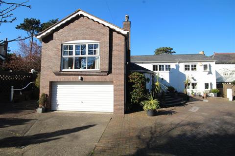 5 bedroom detached house for sale, Cherry Tree Lane, Colwyn Bay