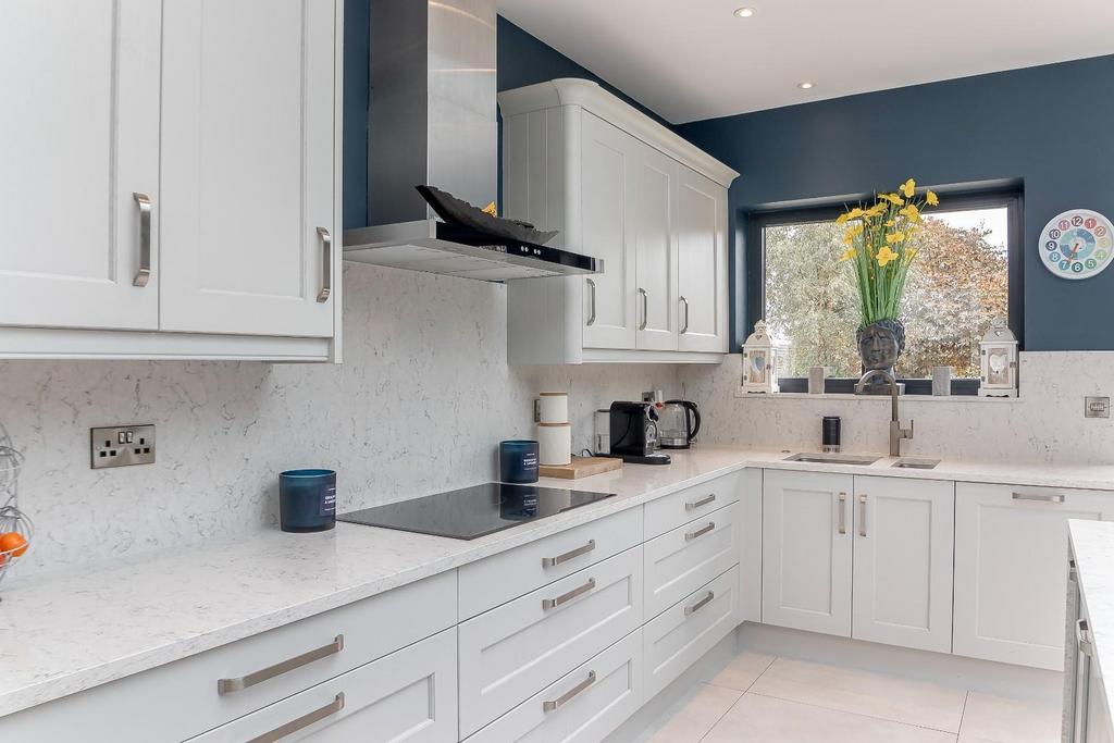 Dining Kitchen - E.jpg