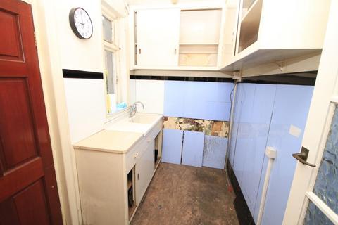 31 Cross Road, Idle, Bradford, BD10 9RU