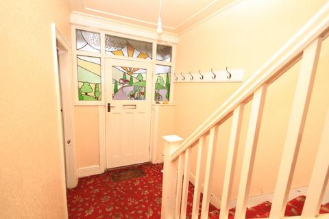 31 Cross Road, Idle, Bradford, BD10 9RU