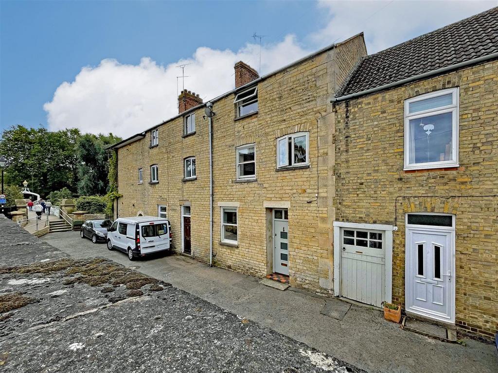Albert Road, Stamford 4 bed terraced house for sale £525,000