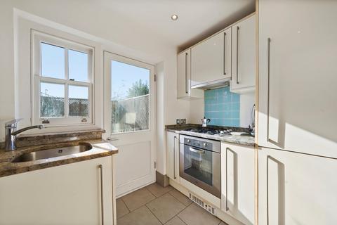 Flat C, 44 Gascony Avenue, London, NW6 4NA