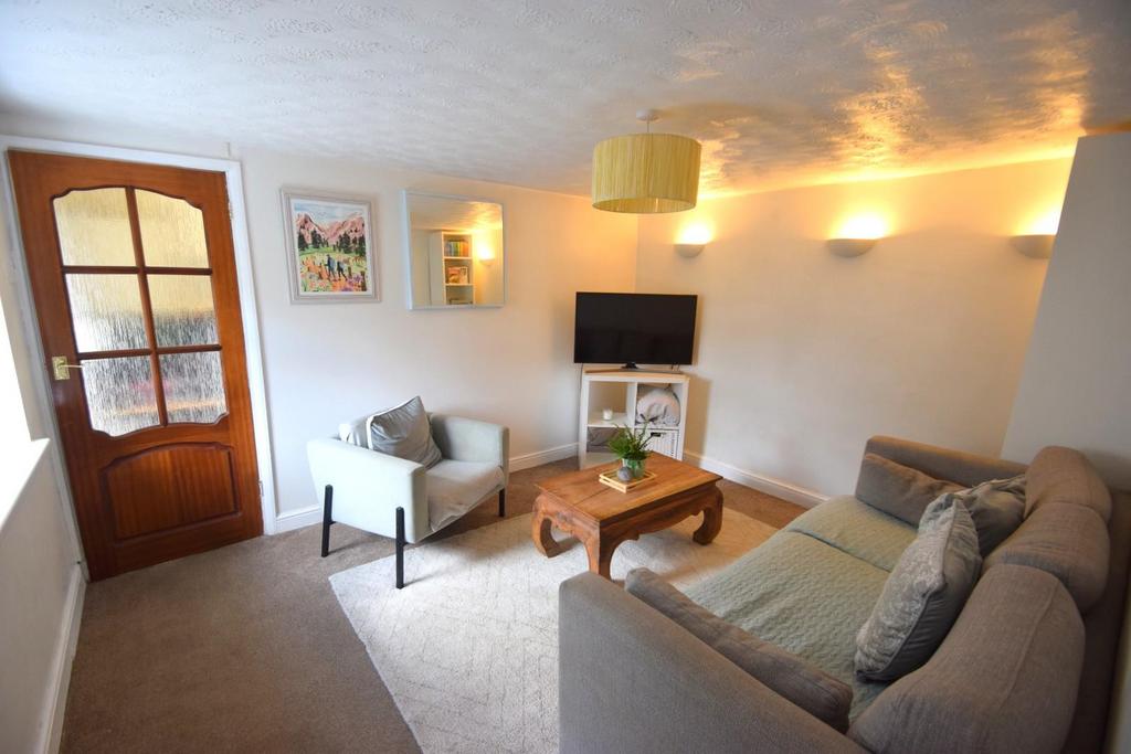 Maddocks Place, Bridgend, Bridgend County Borough, CF31 3BS 4 bed