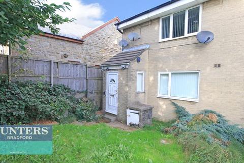 75 Ascot Parade, Bradford, BD7 4NJ