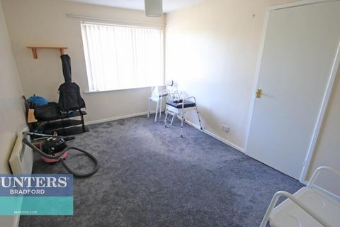 75 Ascot Parade, Bradford, BD7 4NJ