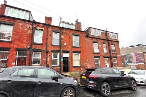 74 Bayswater Row, Leeds, LS8 5LF