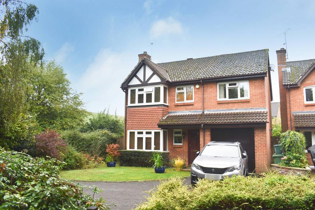 Regency Gardens, WALTONONTHAMES, KT12 4 bed detached house to rent