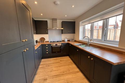 3 bedroom semi-detached house for sale, Farmhouse Close, Cradley Heath