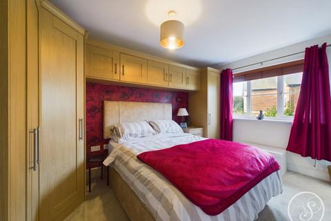 8 Cherry Grove, Leeds, LS6 2WA