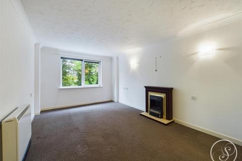 2 bedroom retirement property for sale, Nicholson Court, Fitzroy Drive, Leeds