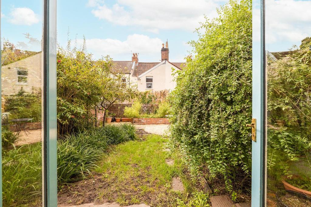 6, Essery Road10.jpg