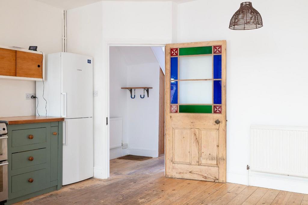 6, Essery Road14.jpg
