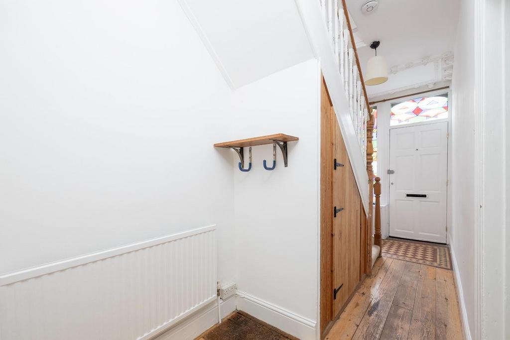 6, Essery Road16.jpg