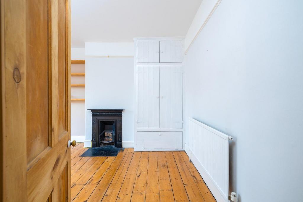 6, Essery Road19.jpg