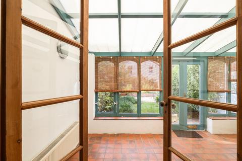 6 Essery Road, Bristol, BS5 6JP