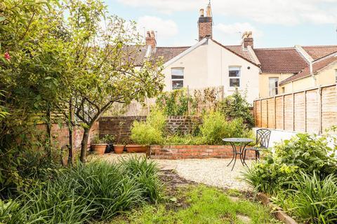 6 Essery Road, Bristol, BS5 6JP