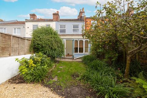 6 Essery Road, Bristol, BS5 6JP