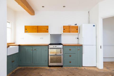 6 Essery Road, Bristol, BS5 6JP