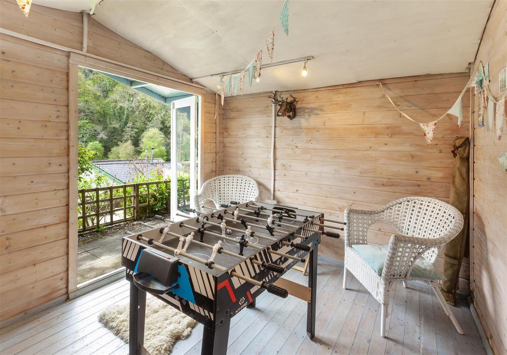 Garden room internal .jpg