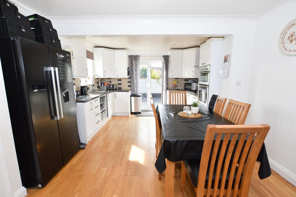 Rosenannon Road, Illogan Downs, Redruth, Cornwall, TR15 5 bed bungalow