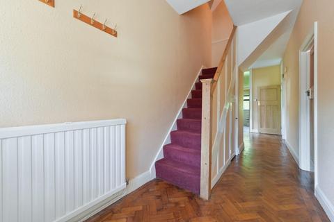 132 Brighton Road, Burgh Heath, Tadworth, KT20 6AQ
