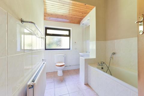 132 Brighton Road, Burgh Heath, Tadworth, KT20 6AQ