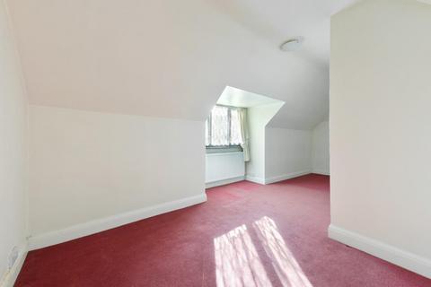 132 Brighton Road, Burgh Heath, Tadworth, KT20 6AQ