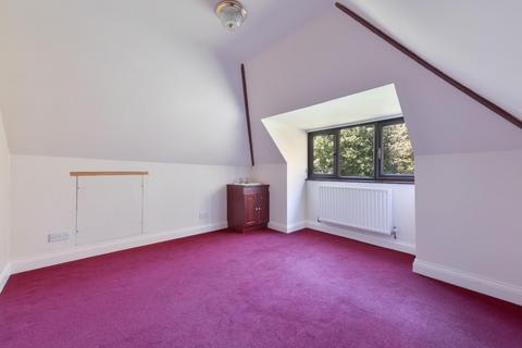 132 Brighton Road, Burgh Heath, Tadworth, KT20 6AQ