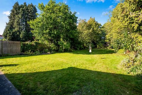 132 Brighton Road, Burgh Heath, Tadworth, KT20 6AQ