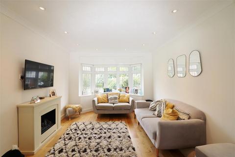 4 bedroom semi-detached house for sale, Bishops Avenue, Elstree, Borehamwood