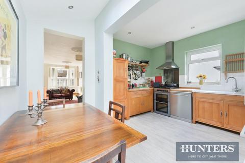 22 Lateward Road, Brentford, TW8 0PL