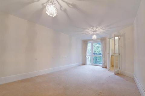 1 bedroom apartment for sale, Coleridge Court, Clevedon, BS21 6FL