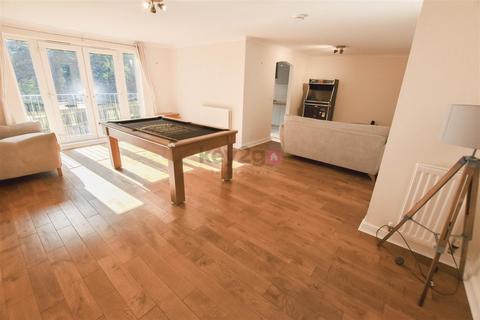 1 Normanton Spring Close, Sheffield, S13 7BW