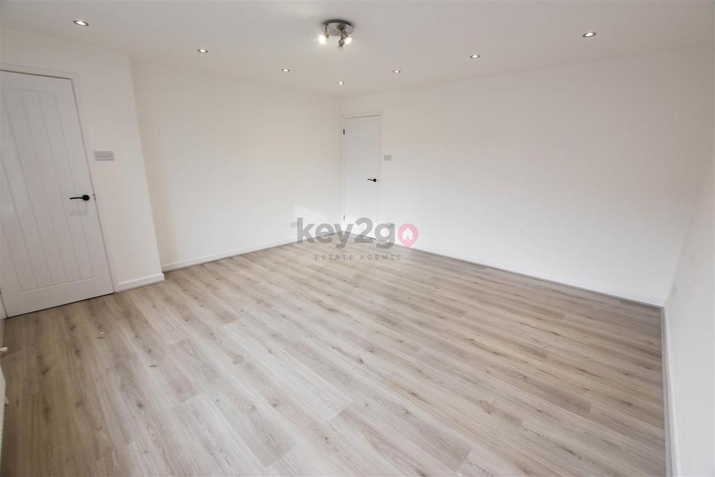 John Street, Eckington, Sheffield, S21 3 bed detached house for sale