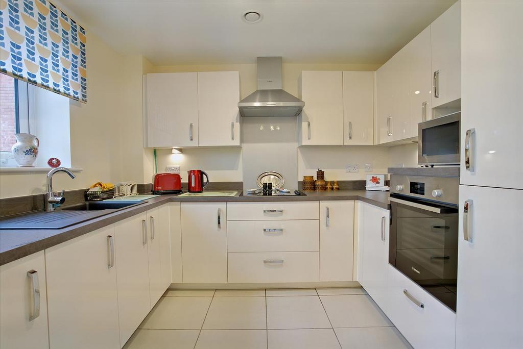 8572978-interior08-800.JPG