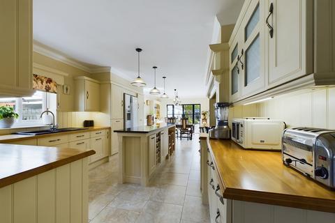 4 bedroom detached house for sale - Botany Road, Broadstairs, CT10