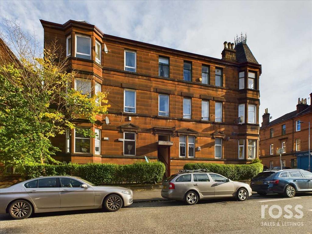 Langside Place, Camphill/Langside, Glasgow 3 bed flat for sale £289,995
