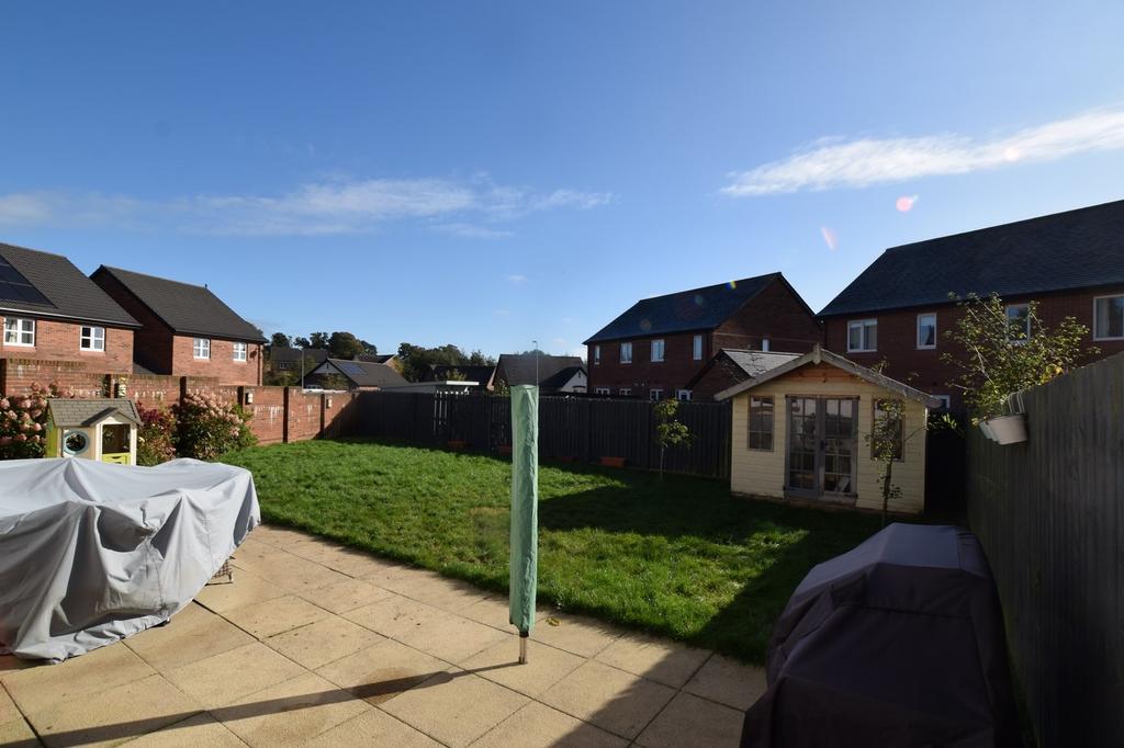 8 Carruthers Crescent, Dumfries, DG1 3 LF - Grieve
