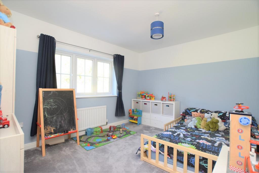 8 Carruthers Crescent, Dumfries, DG1 3 LF - Grieve