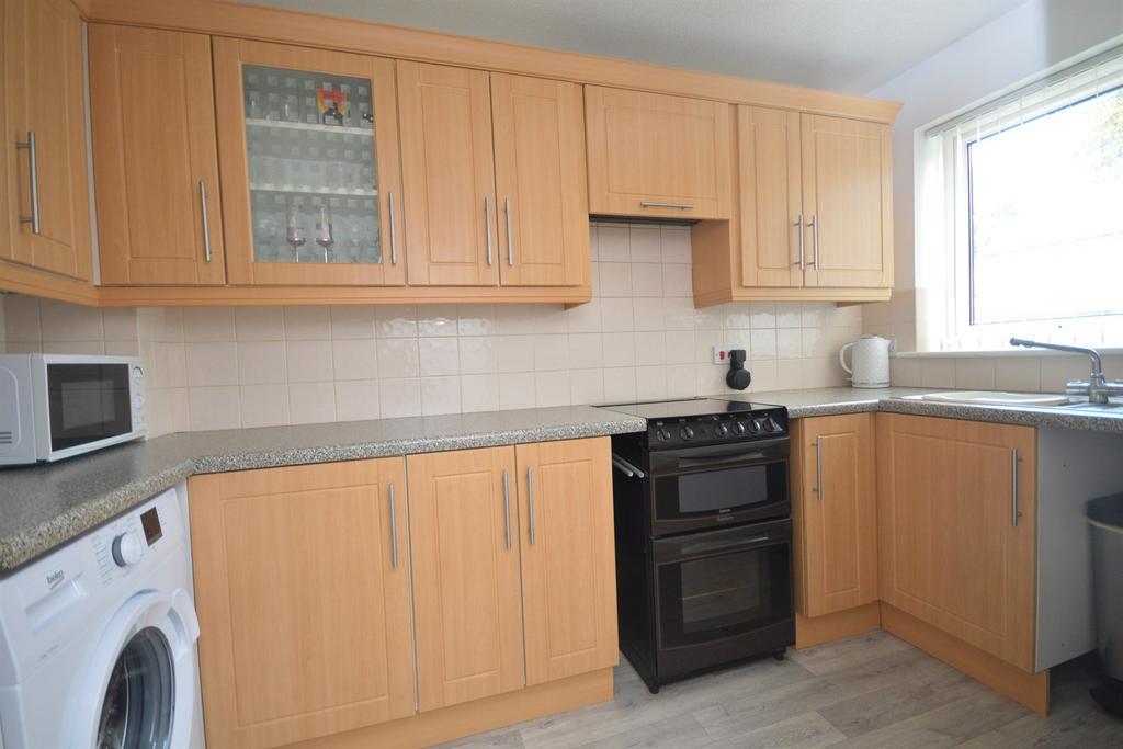 Skiddaw Close, Great Notley, Braintree, CM77 2 bed house for sale £