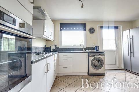 3 bedroom semi-detached house for sale, Hitchin Close, Romford, RM3