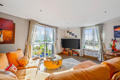 1 bedroom apartment for sale, Papermill Wharf, 50 Narrow Street, London, E14