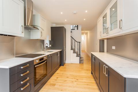 3 bedroom terraced house for sale, Portelet Road, Stepney Green, E1