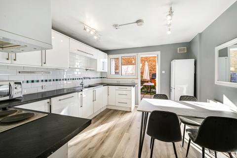 undefined, North Road, Ealing, London, W5