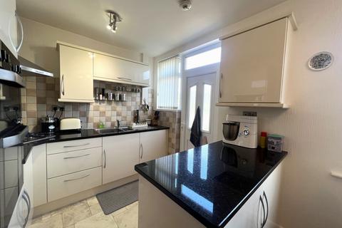 3 bedroom semi-detached house for sale, Upper Sheffield Road, Barnsley, S70 4PR