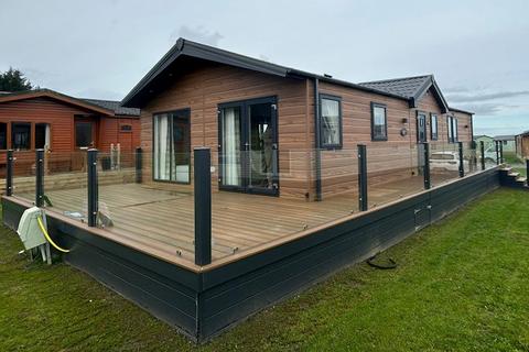 2 bedroom lodge for sale, Meadows Retreat Lodge Park