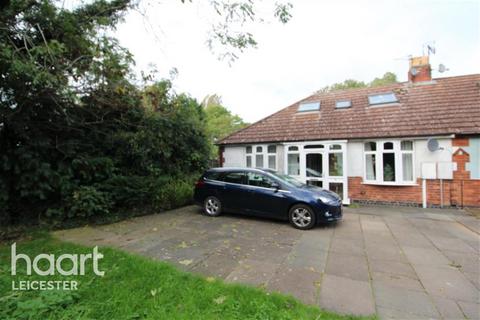 4 bedroom semi-detached house to rent, Sports Road, Glenfield