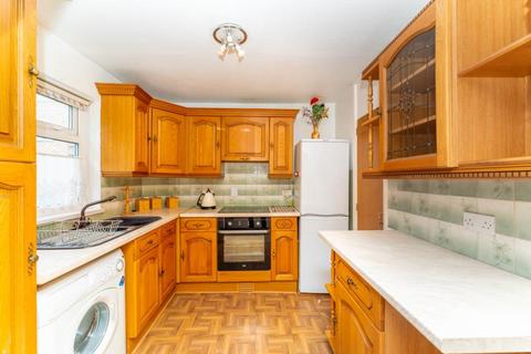 48 Cheriton Close, London, W5 1TR