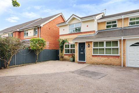 3 bedroom semi-detached house for sale, Radleigh Gardens, Totton, Southampton, Hampshire, SO40